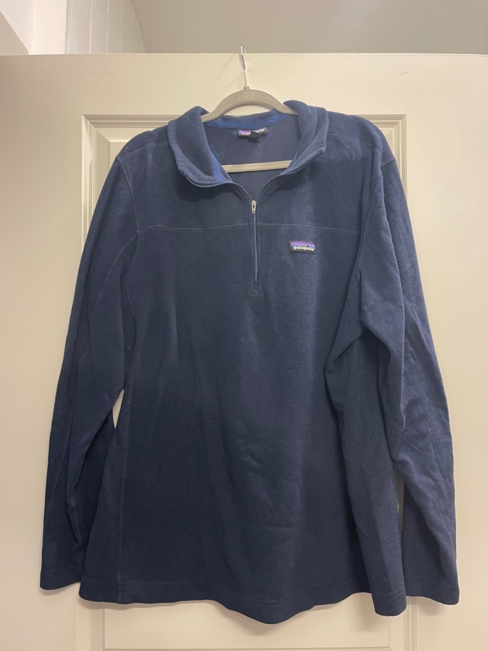 Patagonia Men’s Navy Half-Zip Fleece Pullover